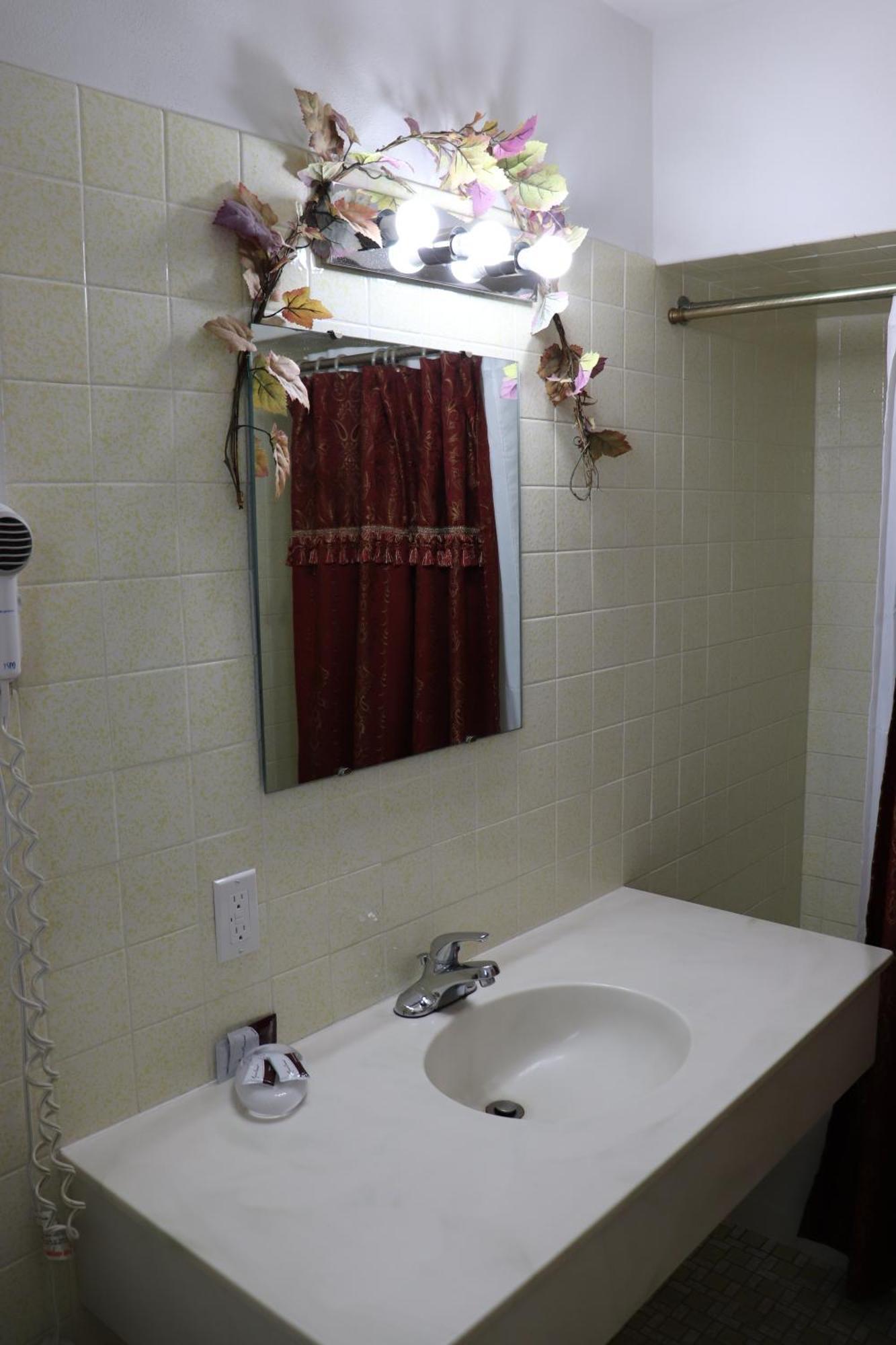 Best Nights Inn - Sparta ภายนอก รูปภาพ
